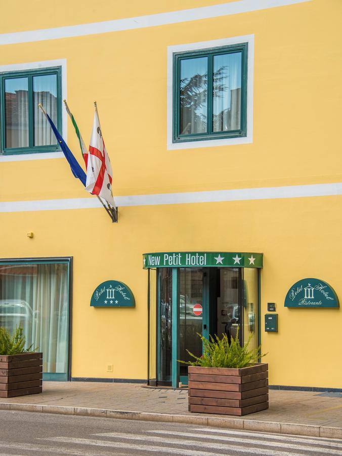 New Petit Hotel Tempio Pausania Exterior photo