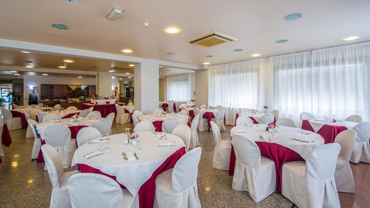 New Petit Hotel Tempio Pausania Exterior photo